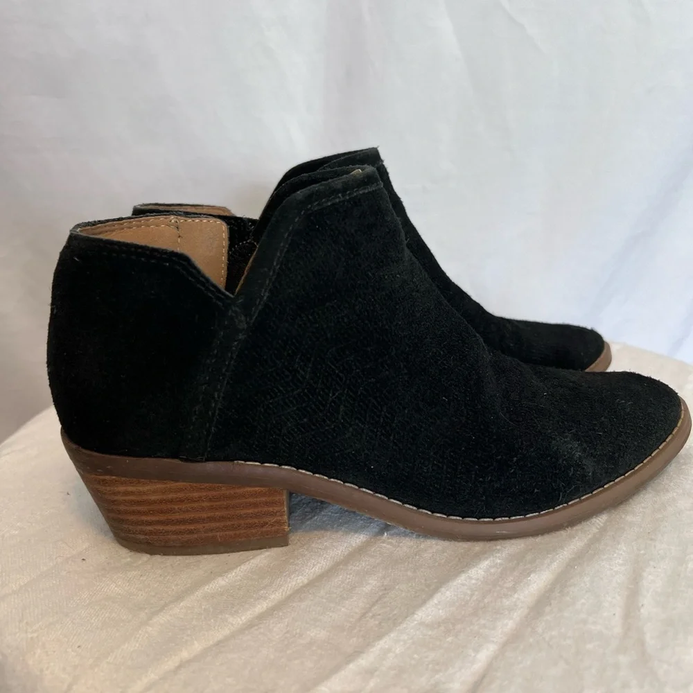 Lucky Brand Black Leather Ankle Boots size 6 1/2. - Picture 2 of 9